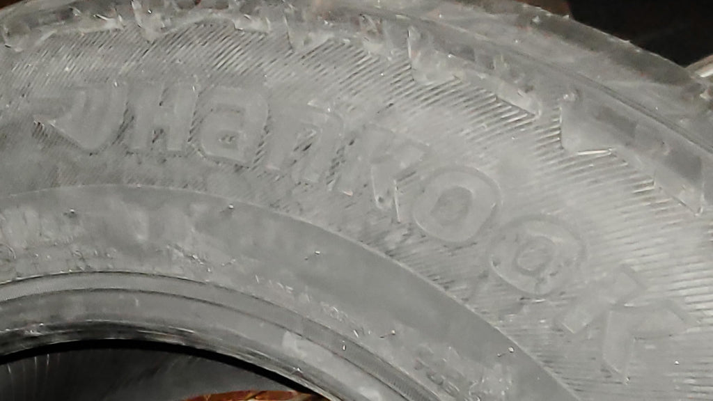 275/60R20 115T Tire A34326